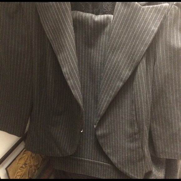 Small Charlotte Ruse Pinstripe Suit - Picture 2 of 4