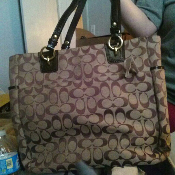 Brand new authentic Coach trd value:  398 - Picture 2 of 2