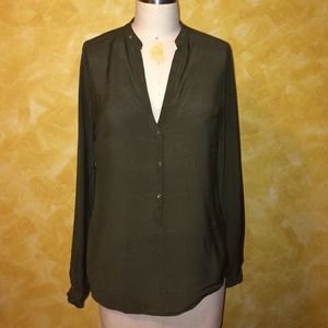 ZARA Basic V-neck top