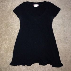 Black Pullover Lightweight Sweater/Blouse