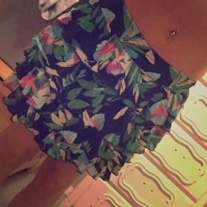 Hollister skirt