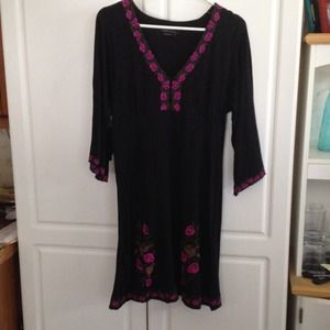 Bcbg dress with flower embroidery