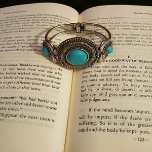 Hinge cuff bracelet turquoise and silver