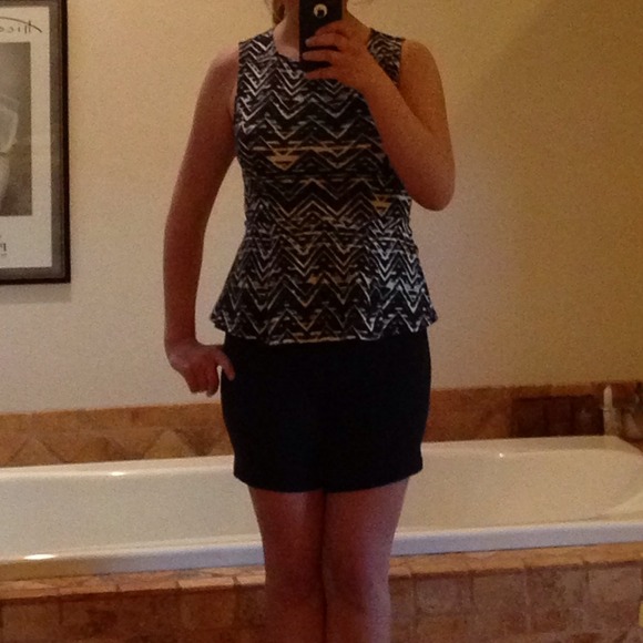 Peplum top - Picture 3 of 3