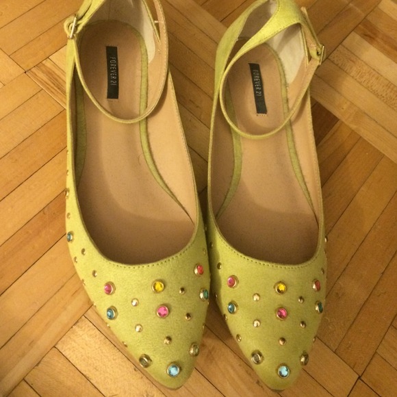 Forever 21 flats