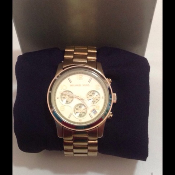 Jewelry - Michael Kors Large Watch - Gold Tone