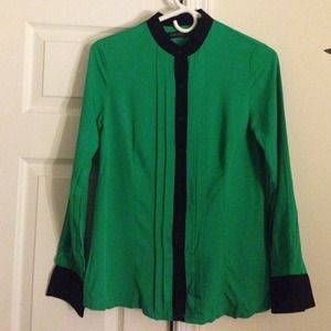 Bright Emerald Green Button Up Long-Sleeve Shirt
