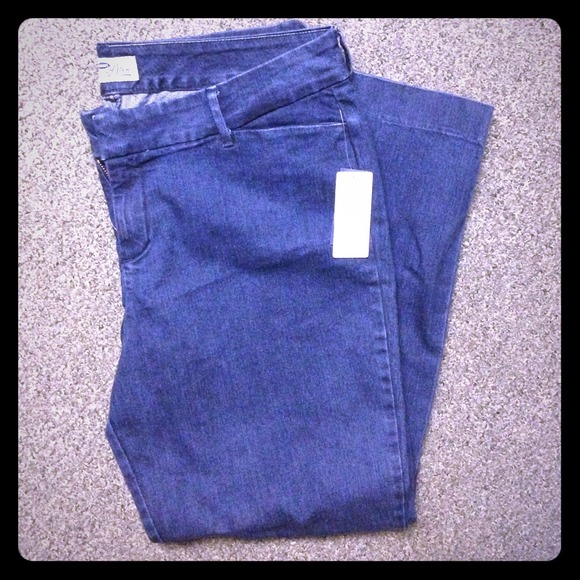 Old Navy"/pixie pant