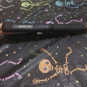 Jose Eber 1" flat iron