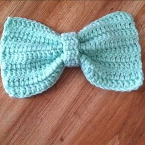 Crocheted Mint Green Bow (7-8in)