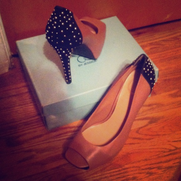 👠Jessica Simpson Studded Heels👠