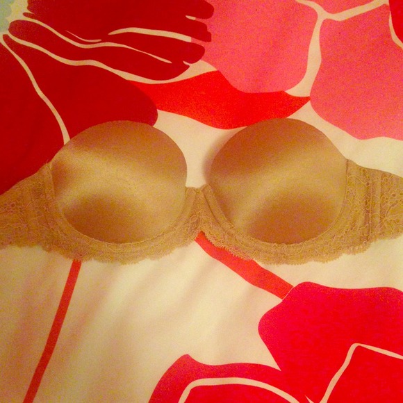 Victoria Secret PINK Strapless Bra