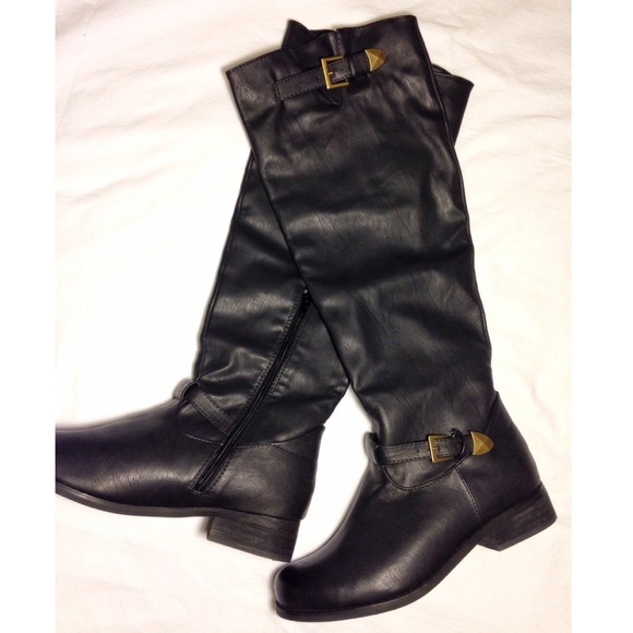Forever 21 Boots - Tall black faux leather riding boots