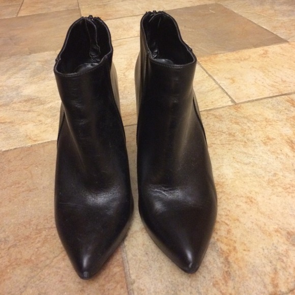 Zara Boots - Zara black leather ankle boots