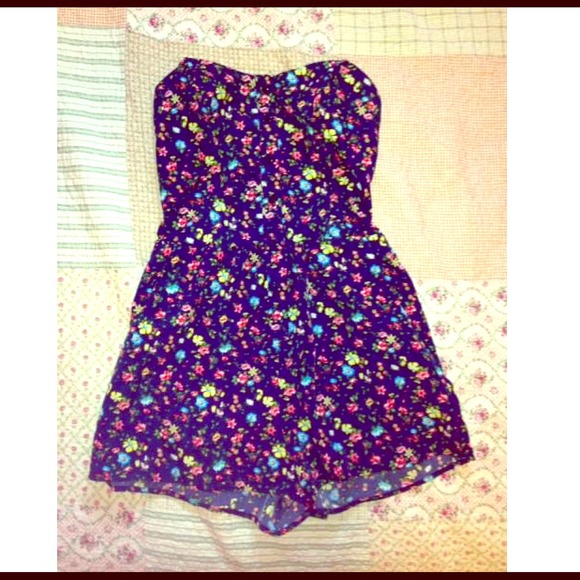 F21 Floral Sweetheart Romper