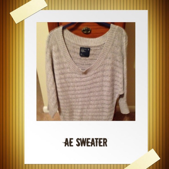 AE sweater
