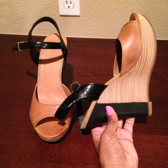 🚨Price dropped🚨 Aldo wedges