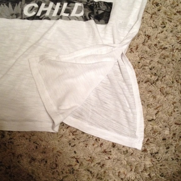 💟Price Drop💟Graphic Oversized Tee- Bethany Mota - Picture 3 of 4