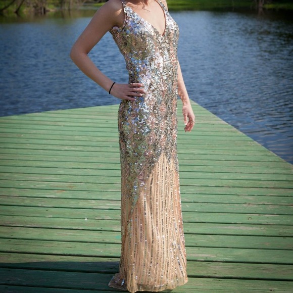 prom girl Dresses & Skirts - Gold prom dress