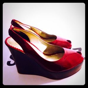 🎉Jessica Simpson Red Patent Leather Wedges🔥