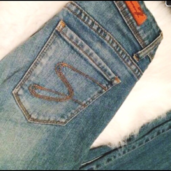 Seven jeans
