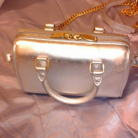 * NFS * Saint Laurent Silver 'Duffle' Bag * HP - Picture 2 of 4