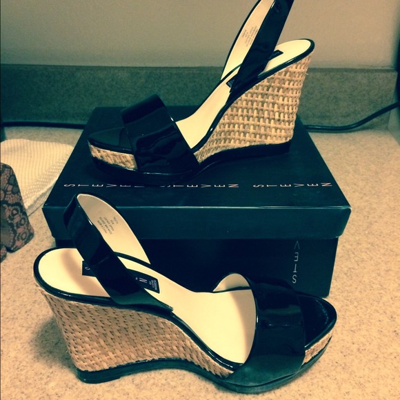 New! Steven by Steve Madden Wedges!!