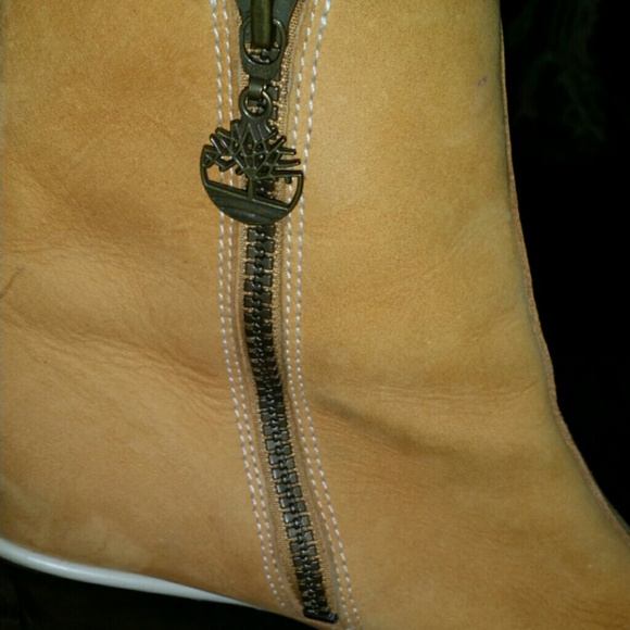 Womans Timberland Boot* ?? - Picture 3 of 4