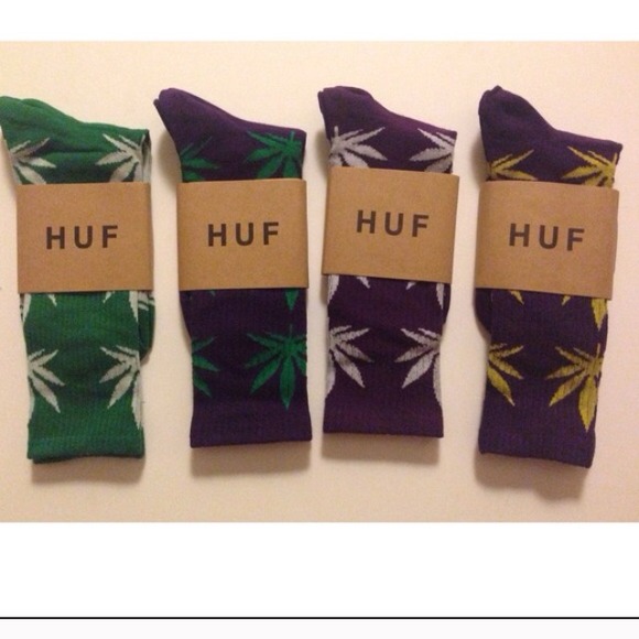 4 pairs of HUF socks