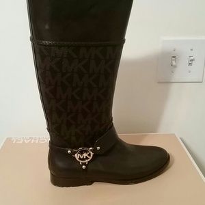 Michael kors rain boots worn once great condition