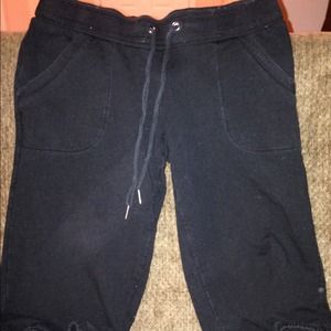 Xxs old navy sweatpant capris.