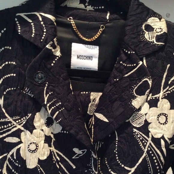 Wonderful Vintage Moschino Skirt Suit sz 4 - Picture 2 of 4