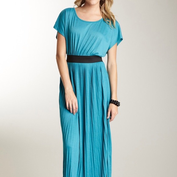 REDUCED - Pleated maxi dress