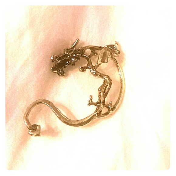 Fun gold color dragon earring