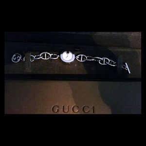 Gucci Timepiece