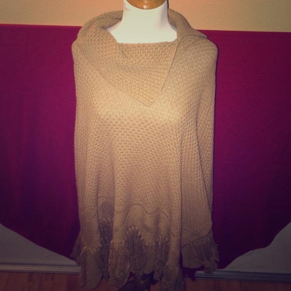 COLDWATER CREEK Knit Poncho/Cape Cowl Neck Tan