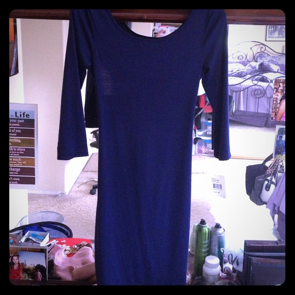 Navy blue short dress. Long sleeve.