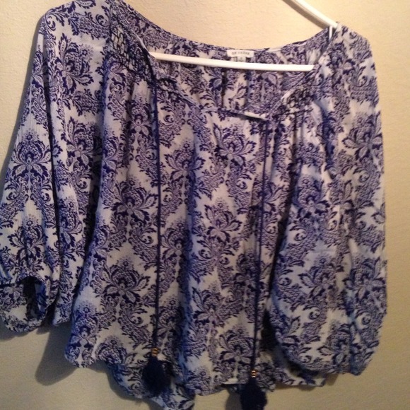 Tops - 3/4 sleeve blouse