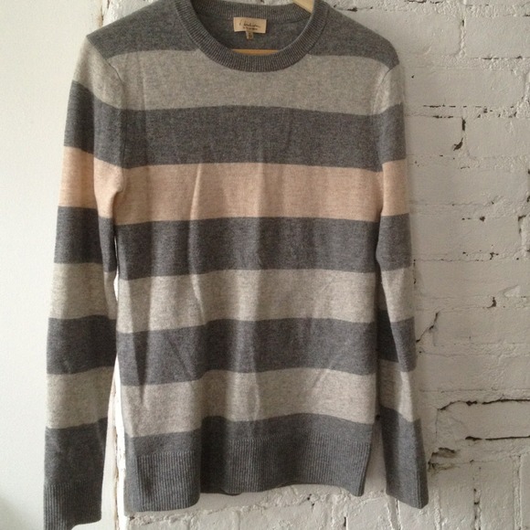 SOLD Aritzia Sweater Grey Stripes