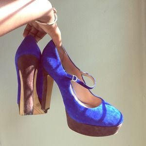 Suede Vince Camuto Platforms