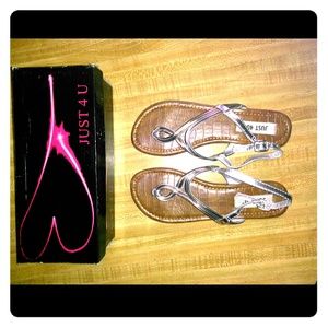 SANDALS LIKE NEW WITH BOX