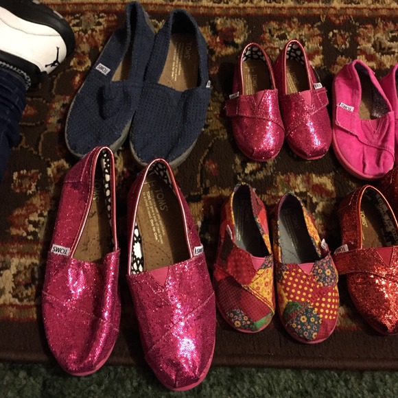 Brand new toms