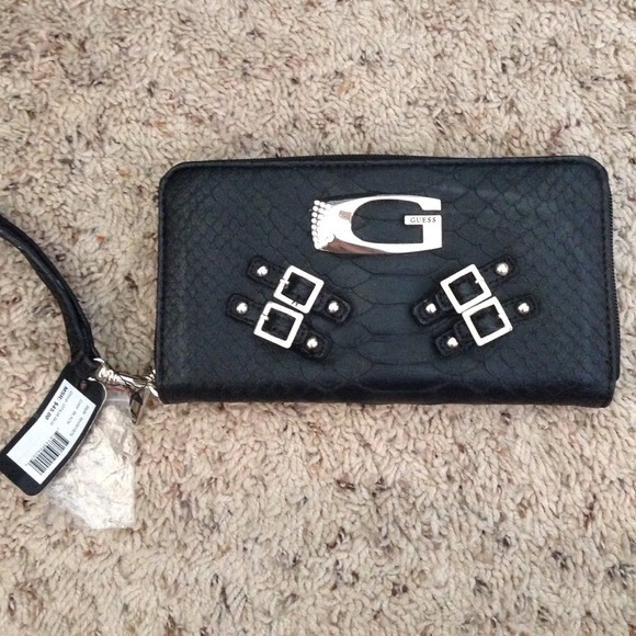 NWT Guess Wallet