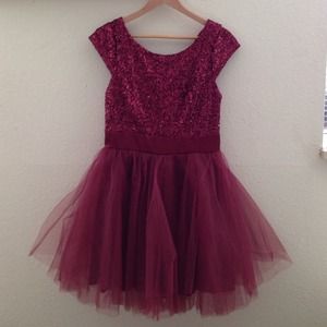 Maroon sequined party dress with tulle skirt