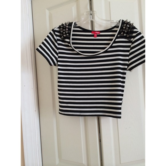 Black/white stripe crop top w/studded shoulders