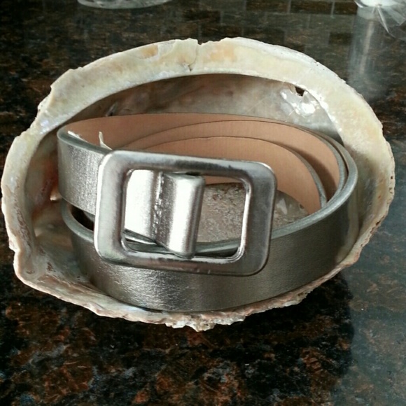 Metallic silver belt