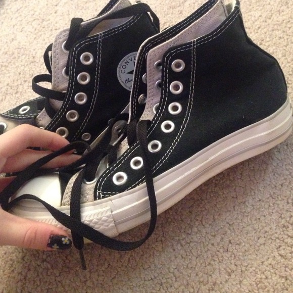 Black converse