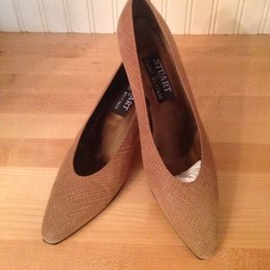 Stuart Wietzman Chic Pump