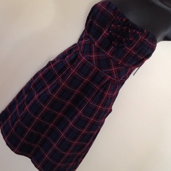 Guess Strapless Casual Plaid Cocktail Dress - Picture 2 of 15
