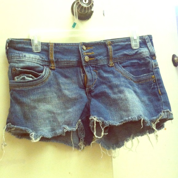 High wasted jean shorts